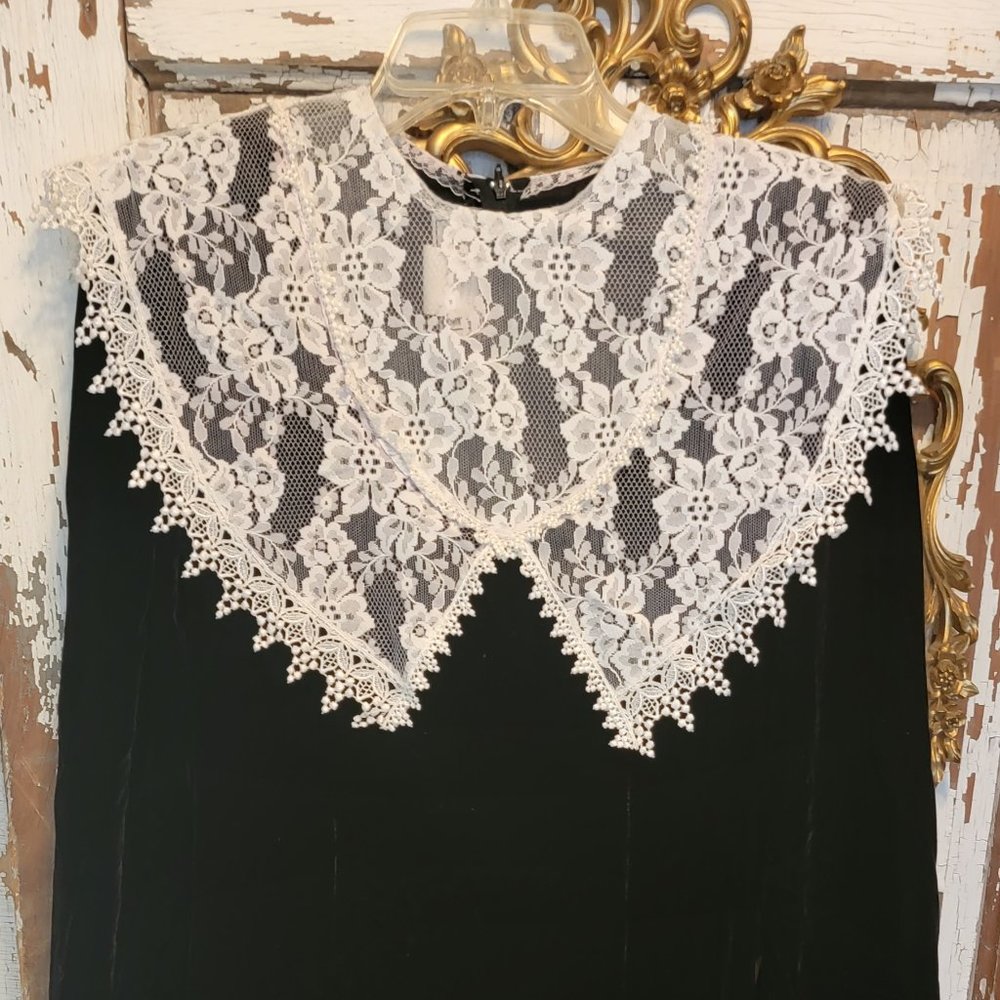 Scott McClintock dress